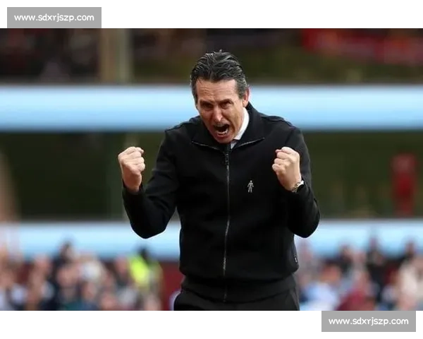 怒摔信任?桑乔拒理埃梅里,维拉赢球难掩裂痕